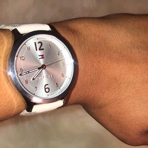 Never worn Tommy Hilfiger Watch pink leather strap